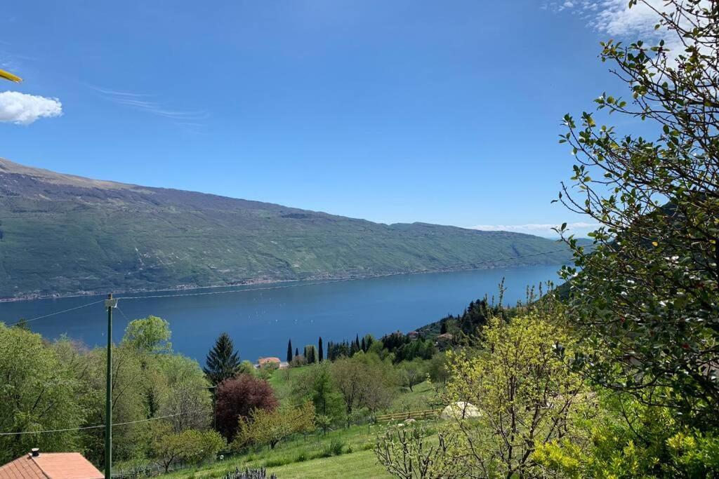 Villatullia Mit Seesicht Gardasee *